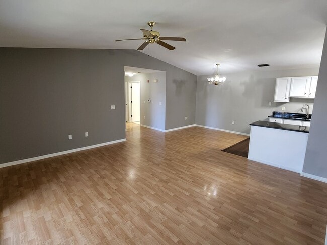 Photo - 3 bedroom Kenosha condo