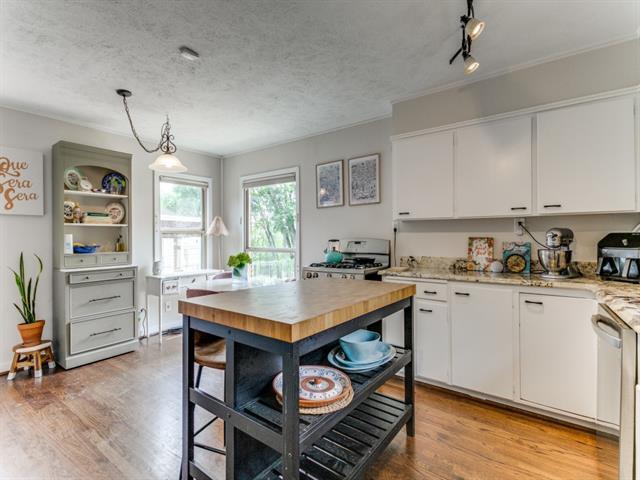 Photo - 9443 Waterview Rd