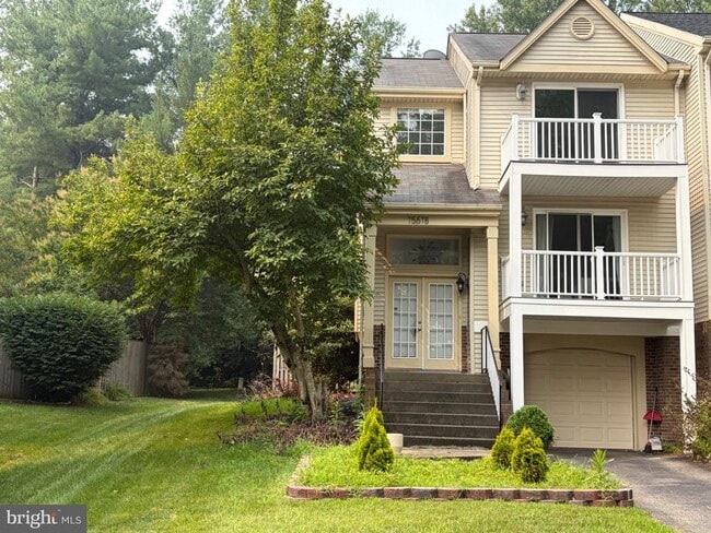 Building Photo - 15618 Montview Dr