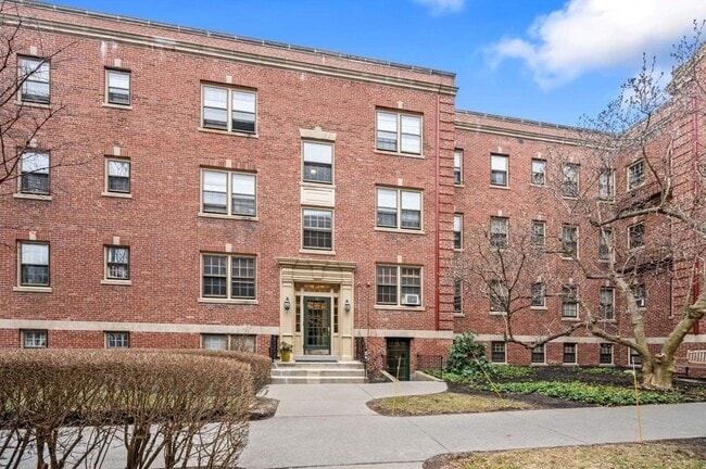 Photo - 56 Elm St Unit 1
