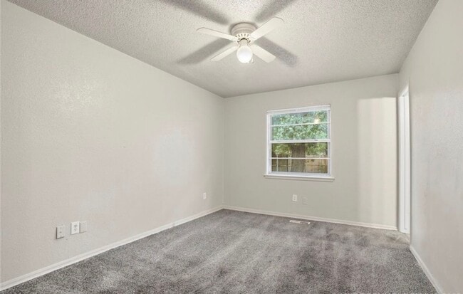 Photo - 4 Bedroom House