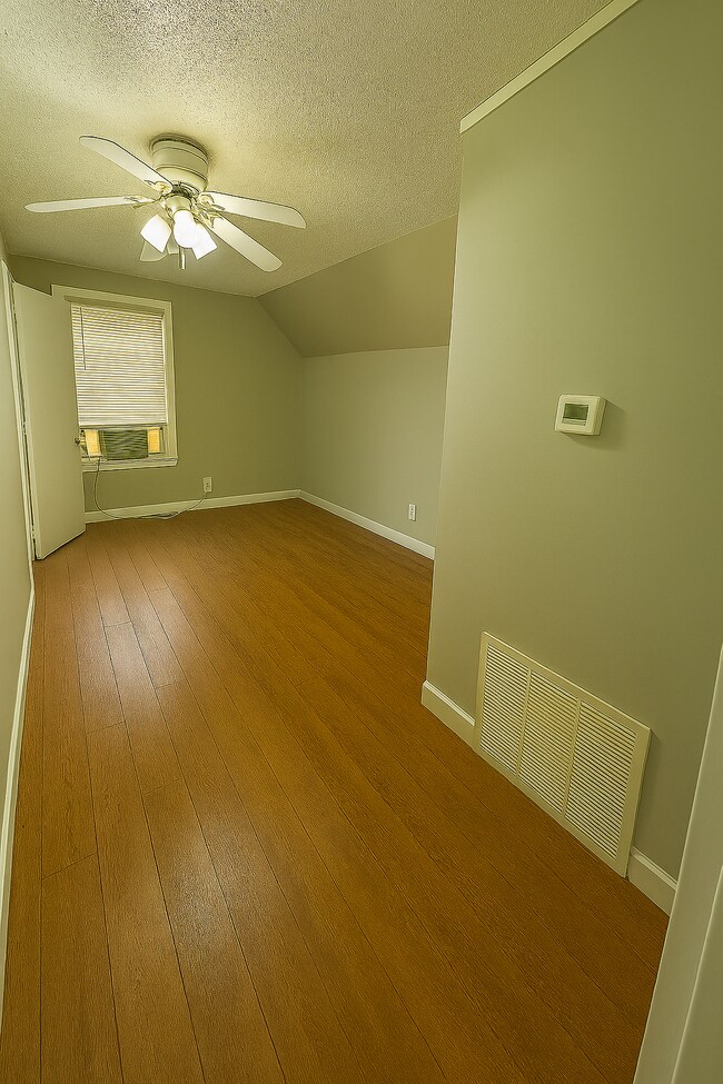 Photo - 1024 N 8th St Unit 1024 B