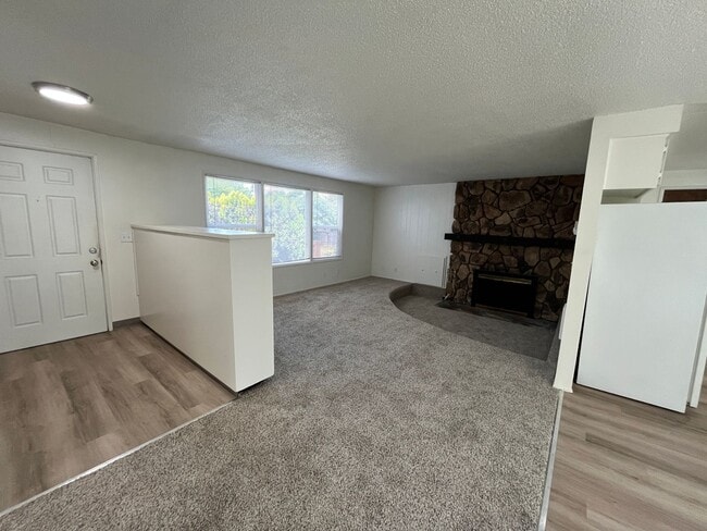 Photo - 1825 Arthur St Unit 1825