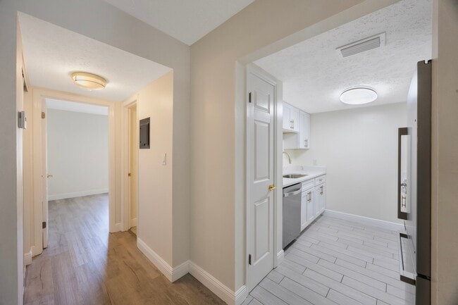 3111 W Horatio St Unidad 205