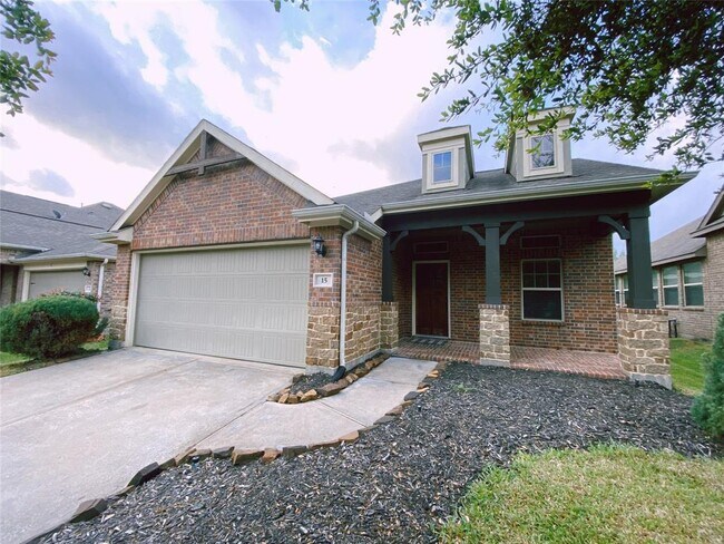 Photo - 15 Butternut Grove Place