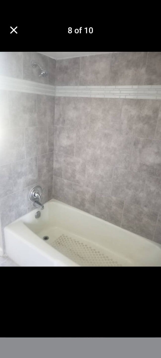 Photo - 7044 Dunbar Rd