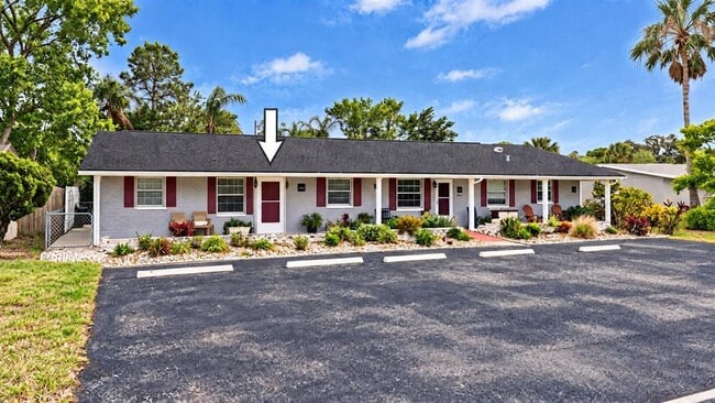 Building Photo - 6114 Indiana Ave