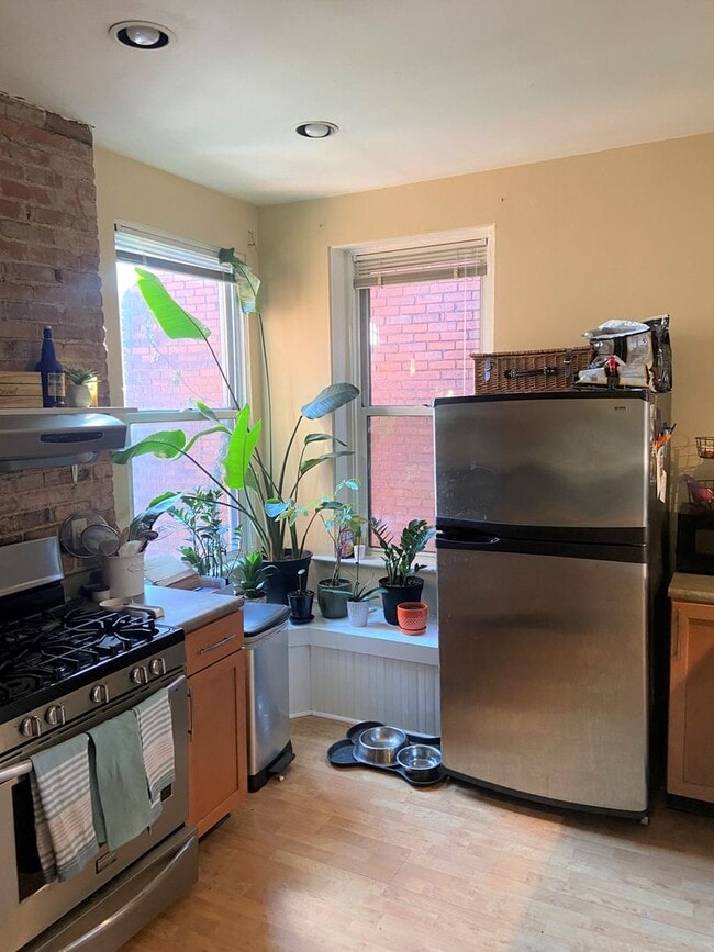 Photo - 655 Maryland Ave Unit #2