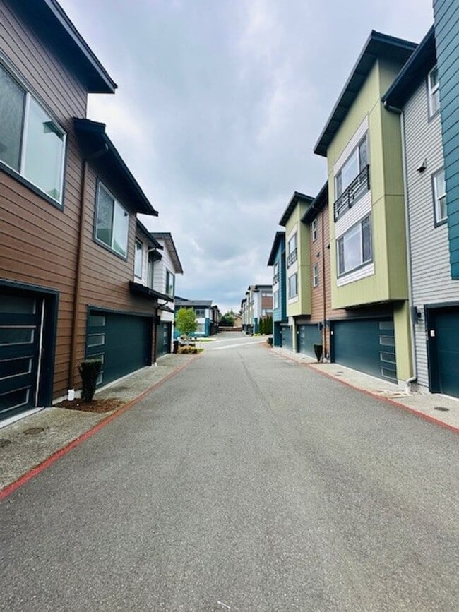 Photo - 3Bd/2.25Ba Seattle Townhouse