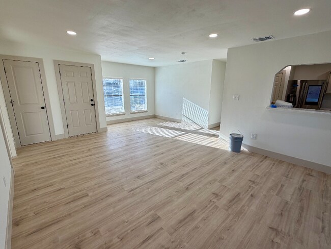 Photo - 4241 Starlite Ln