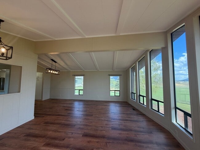 Photo - 3 Bedroom, 2.5 Bath - Three Bay garage