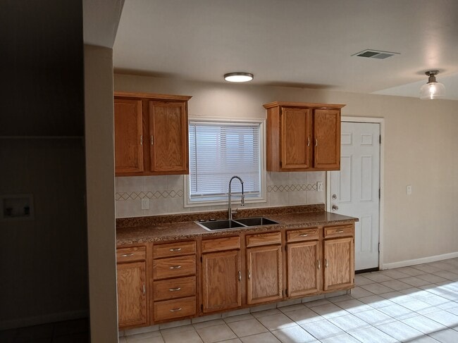 Photo - 1517 S 8th Ave