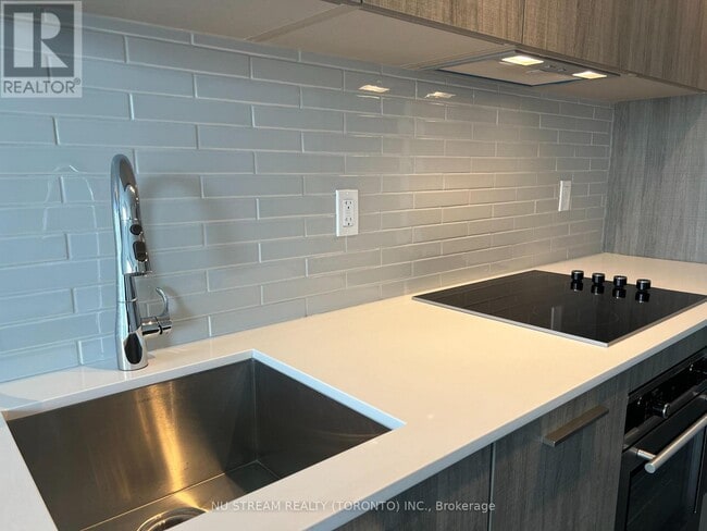 Photo - 3 Gloucester St Unit 1610