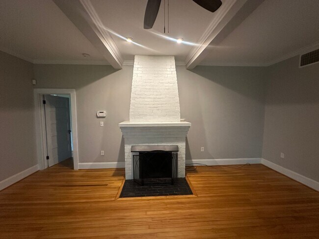 Photo - Gorgeous 3 Bed 2 Bath Haymount Home