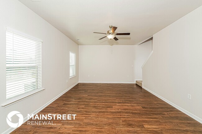 Photo - 1064 Pilgrim Ln