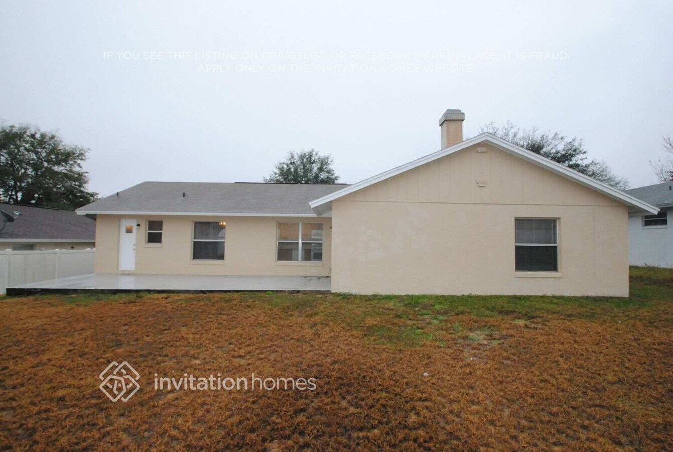 Photo - 15643 Charter Oaks Trail