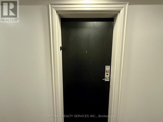 Photo - 50 Lakebreeze Dr Unité 229