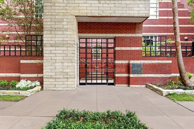 Photo - 4004 Montrose Blvd Unit Apt 43c