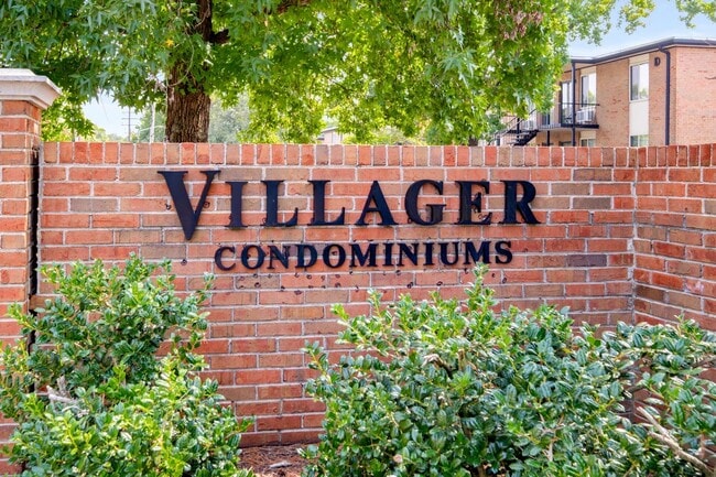 Building Photo - 2601 Hillsboro Pike Unit H-10