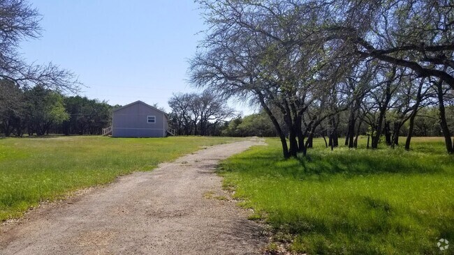 Building Photo - 14300 Rock Cliff Dr Rental