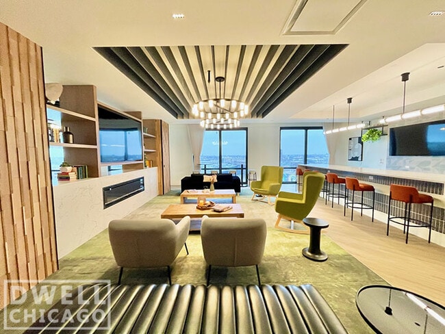 Photo - 4613 N Broadway St