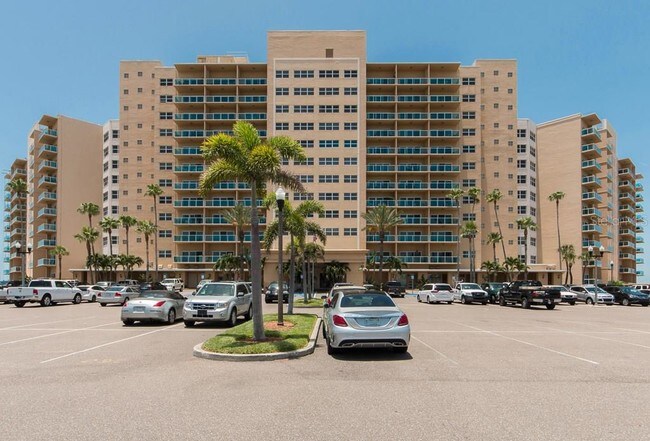 Photo - 880 Mandalay Ave Unidad C801