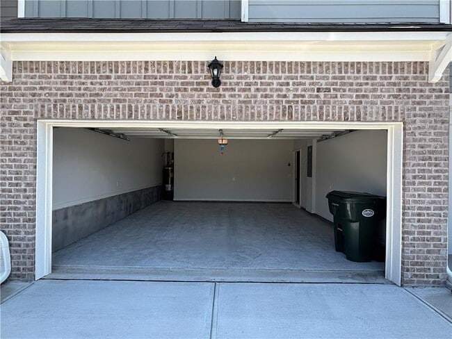 Photo - 219 Stoneybrook Dr