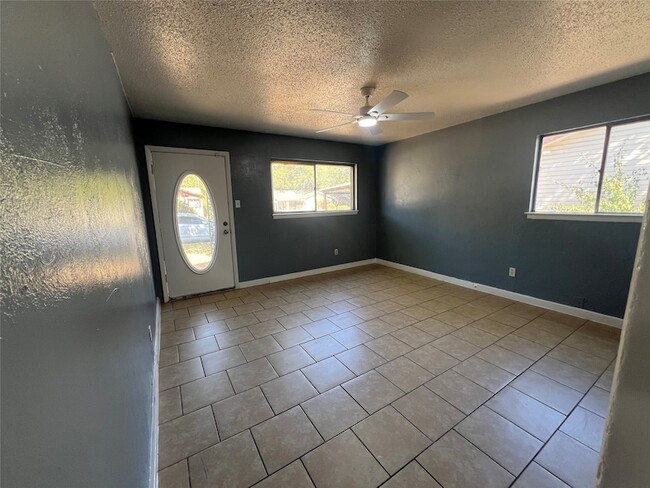 Photo - 4716 Dorsey St