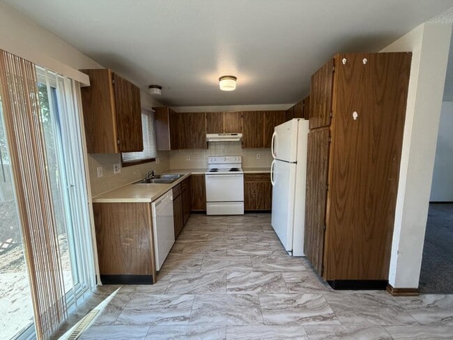 Photo - 418 Mulberry Dr