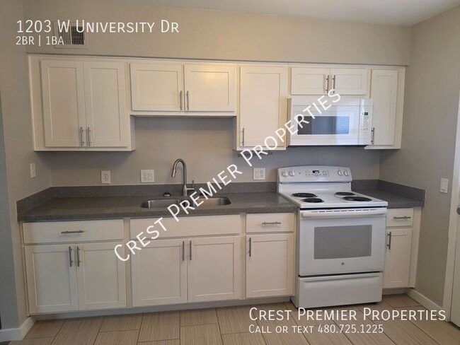 Photo - 1203 W University Dr