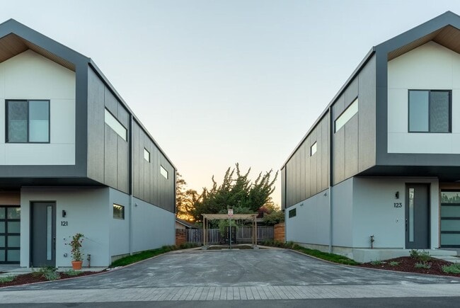 Building Photo - 103-119 Darlington Unit 119 Darlington Lane