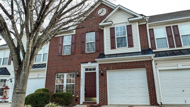 Building Photo - Charming 3BR Townhome in Sought-After Harrisburg Town Center