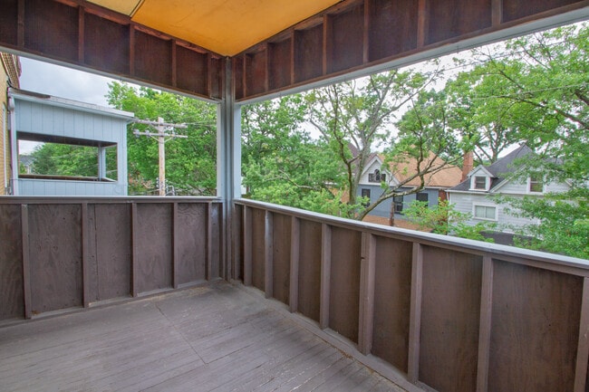 Building Photo - 701 Mifflin Ave Unit 5 Rental