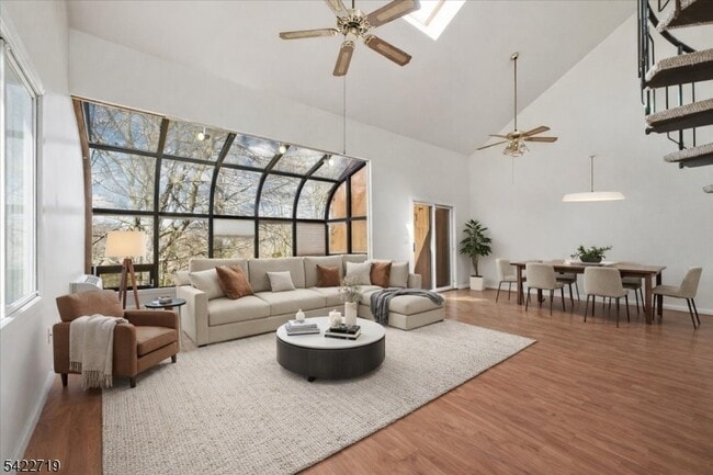 Photo - 8 Augusta Dr