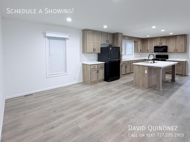 Photo - 6198 West Adams-