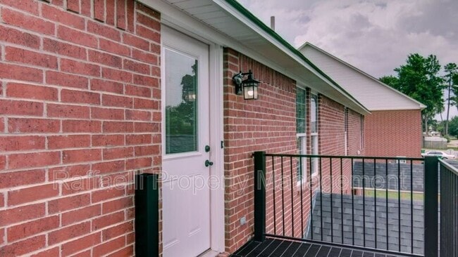 Photo - 2 Fernwood Dr