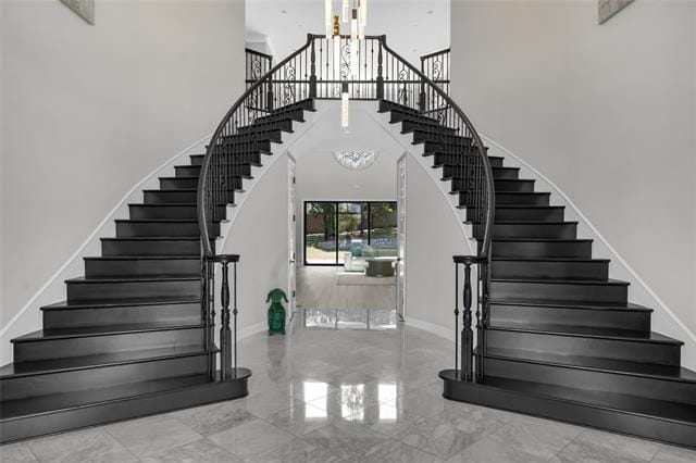 809 Charleston Dr
