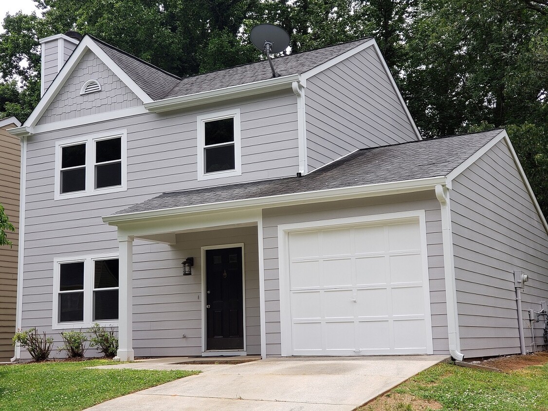 Photo - 10420 Virginia Pine Ln (Alpharetta, GA)