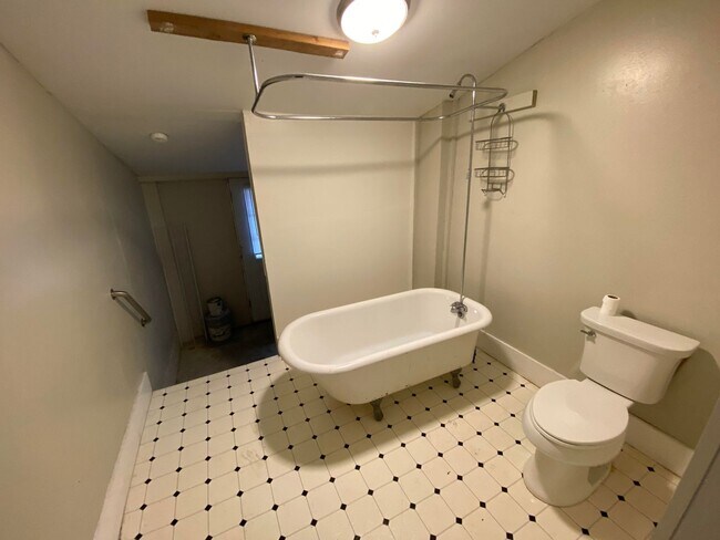 Photo - Grand-2902E Unit 2
