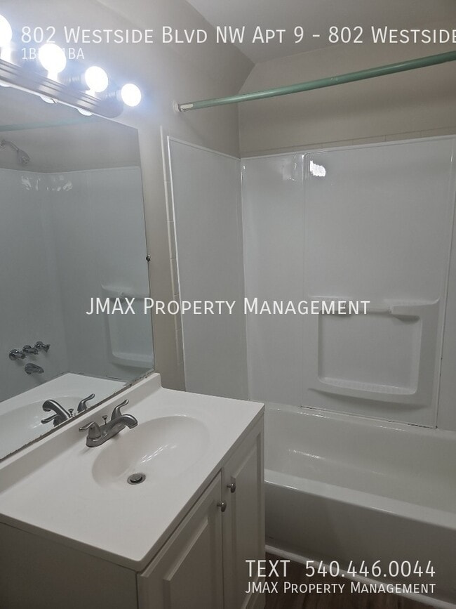 802 Westside Blvd NW Unit 802 Westside Blvd NW Apt 9