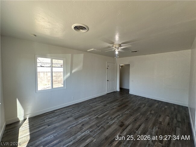 Photo - 148 W Victory Rd