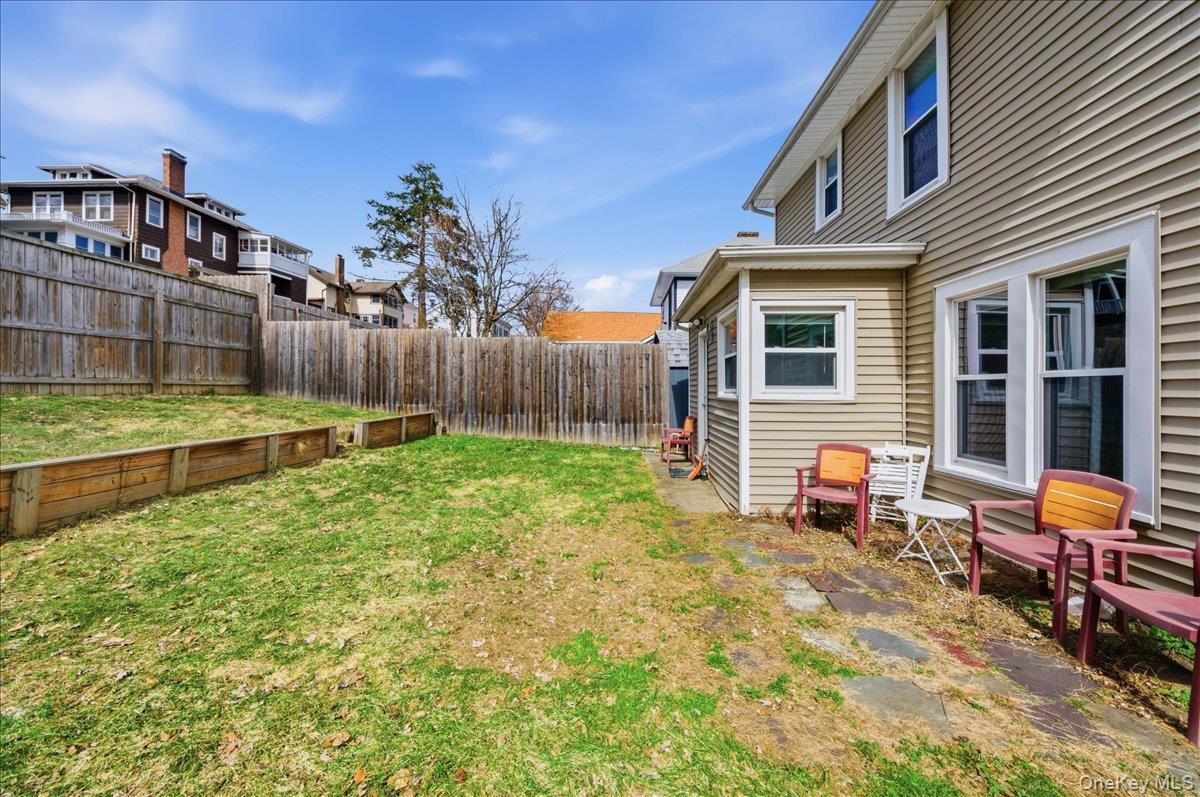 Photo - 23 Forsythe Pl