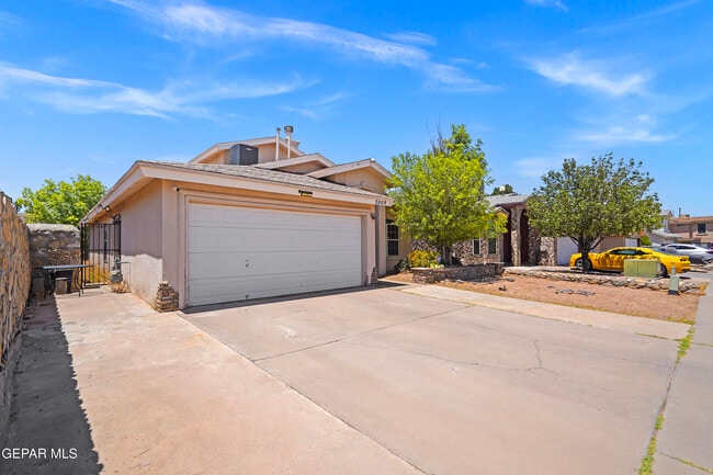 Photo - 5009 Cedar Sands Ln