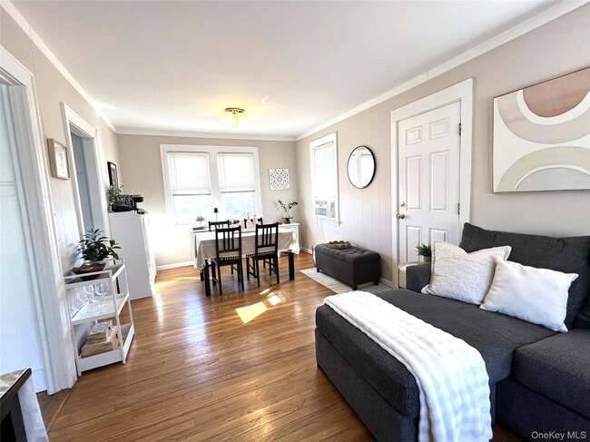 Photo - 58 Illinois Ave Unidad Top Floor