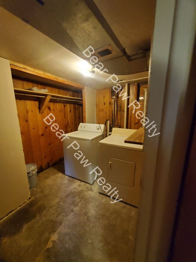 1114/18 Converse Ave