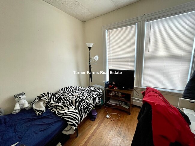 Photo - 80 Hillside St Unit 3