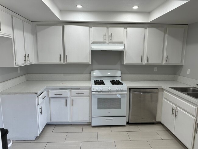 Photo - 1511 257th St Unit 4