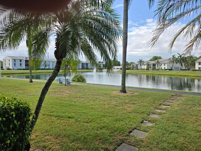 Photo - 1107 Green Pine Blvd Condo Unit D1