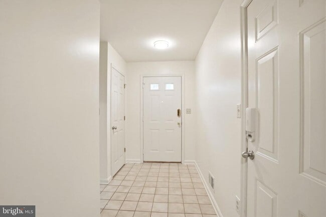 Photo - 541 Highland Towne Ln