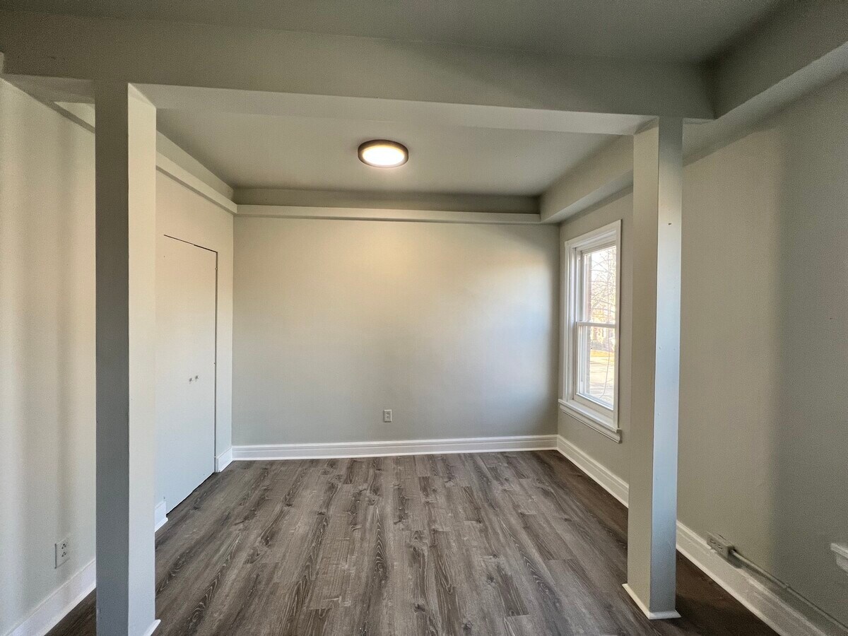 Photo - 11265 S Champlain Ave